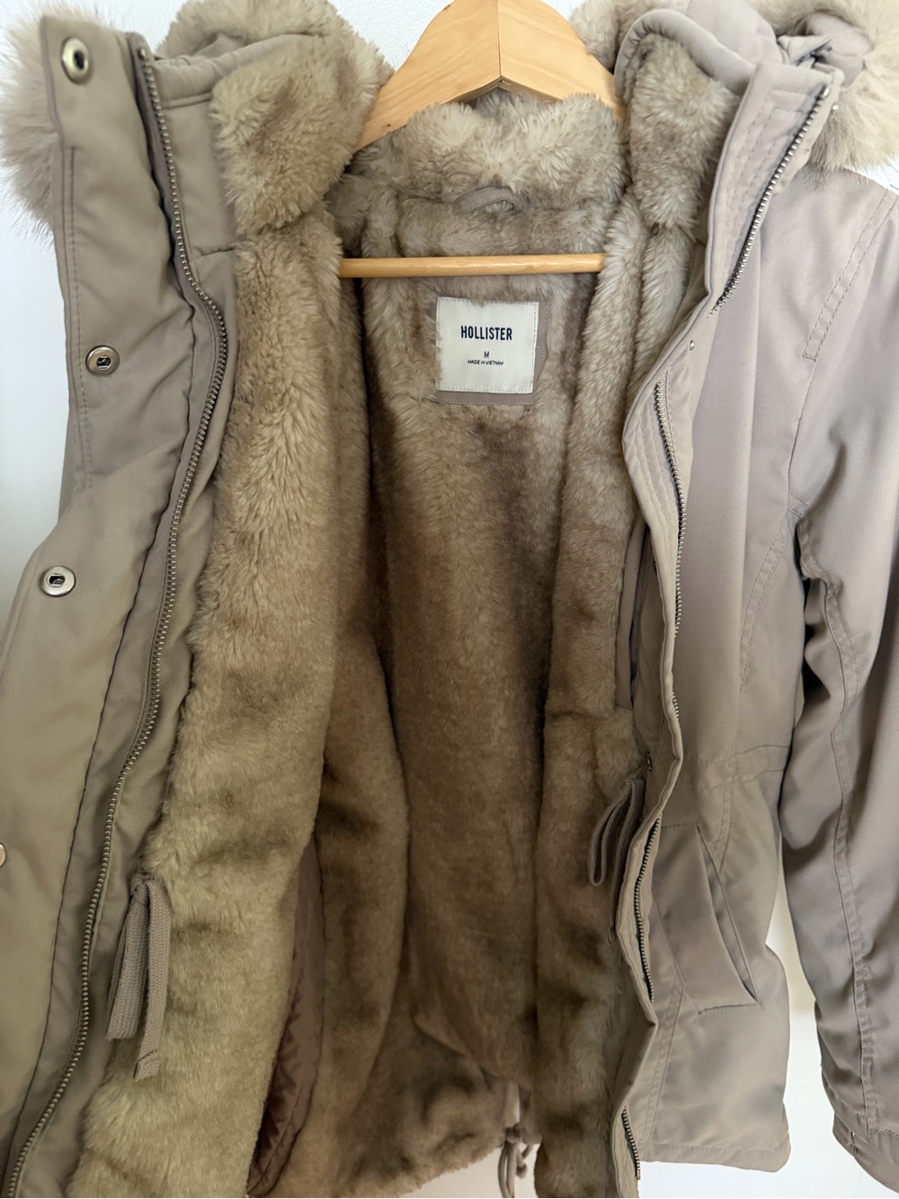 Hollister Taupe Faux-Fur Lined Parka Jacket with Hood - Picture 4 of 5